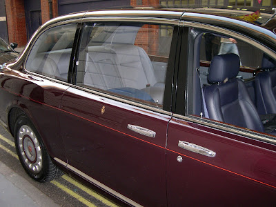 Bentley on Bentley Spotting  Bentley State Limousine Interior