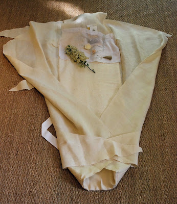 ashes garden cremation shroud