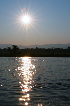 [IMG_3545_BootZamSonne.jpg]