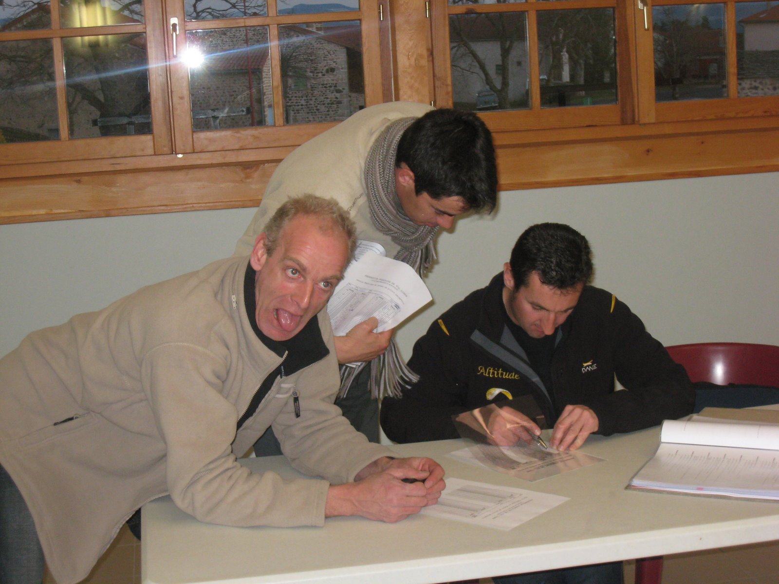 [IMG_2335.JPG]