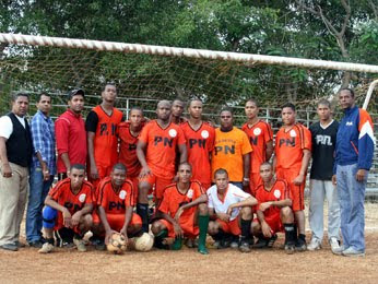 La Policía gana torneo de fútbol