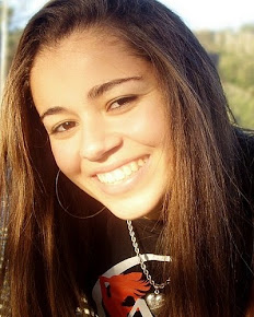 Acadêmica Rafaela Costa