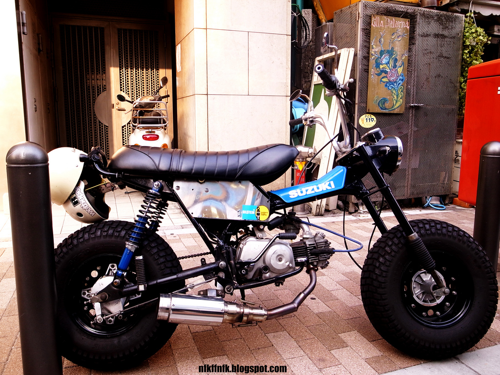 BUBBLE VISOR No Future Tokyo