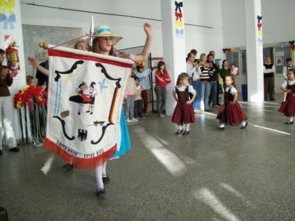 Grupo de Danzas Santa Anita