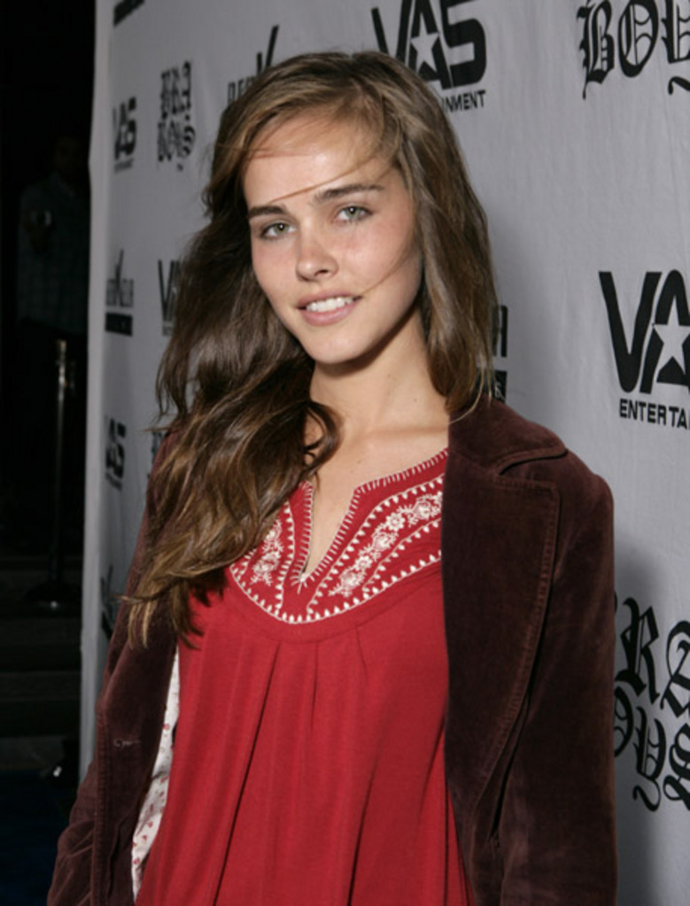 Pics isabel lucas sexy Isabel Lucas