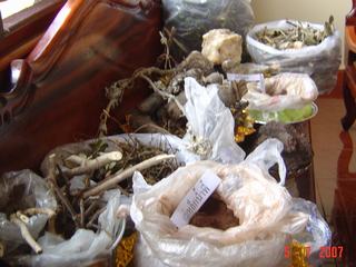 [=?windows-874?B?vti3uNLA1ODJoSAgodSoocPDwTIzMDEuanBn?=-766207]