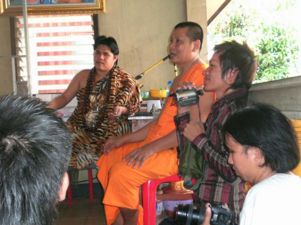 [=?windows-874?B?x9G0uaEyOC5qcGd=?=-754910]