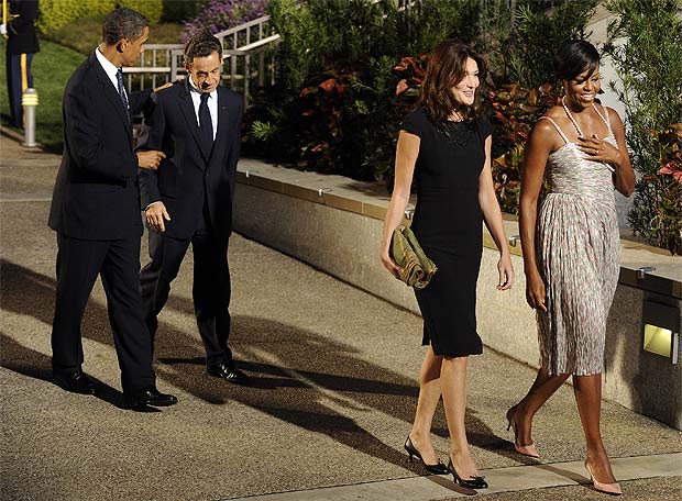 [Obama+Carla+Bruni+Sarkozy+G-20.jpg]