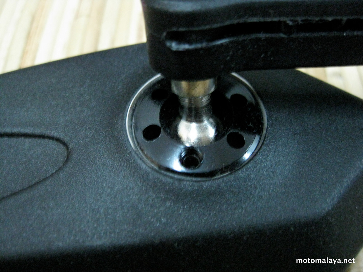 [koso-side-mirror-12.JPG]