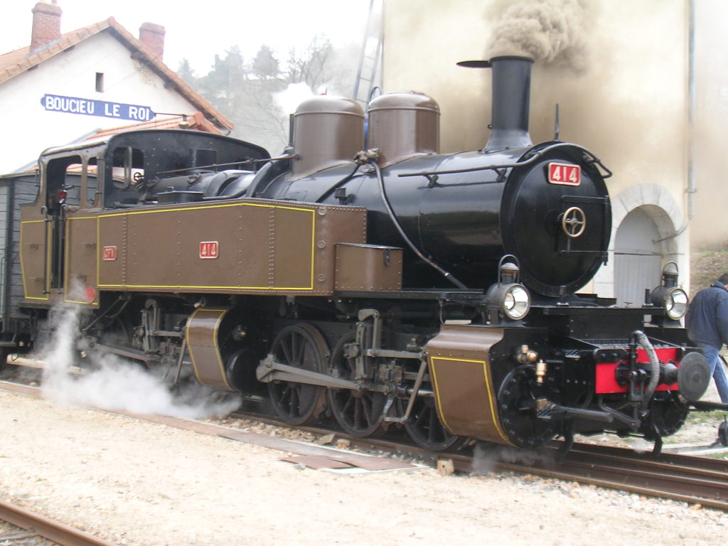 Tren de vapor