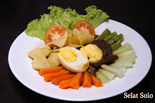 SELAT SOLO