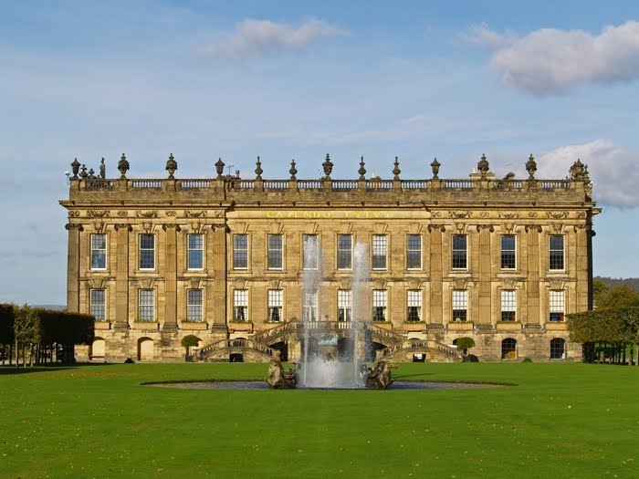 STYLEBEAT ATTIC SALE AT CHATSWORTH? THE DUCHESS OF DEVONSHIRE SELLS