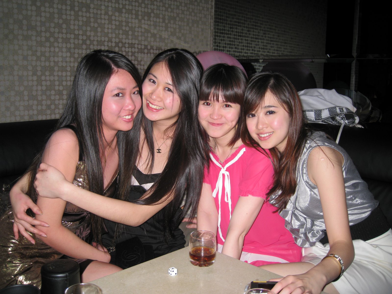[IMG_0322.JPG]