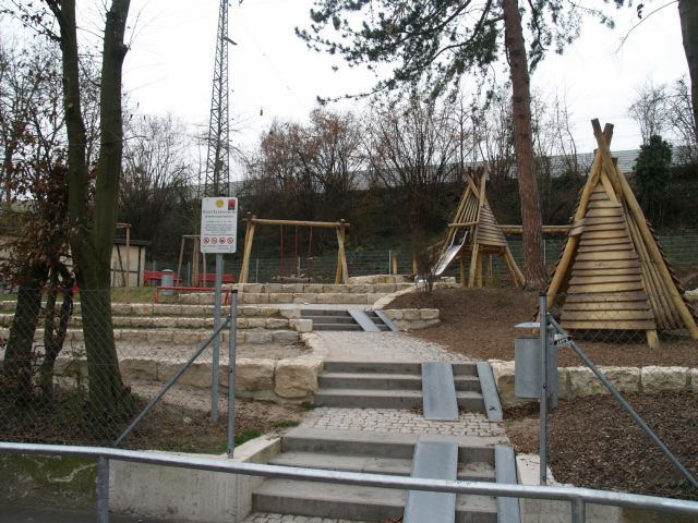 [2009-04-01-13h51m41.jpg]