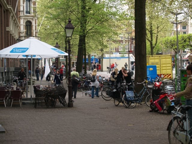 [2009-04-29-15h10m54.jpg]
