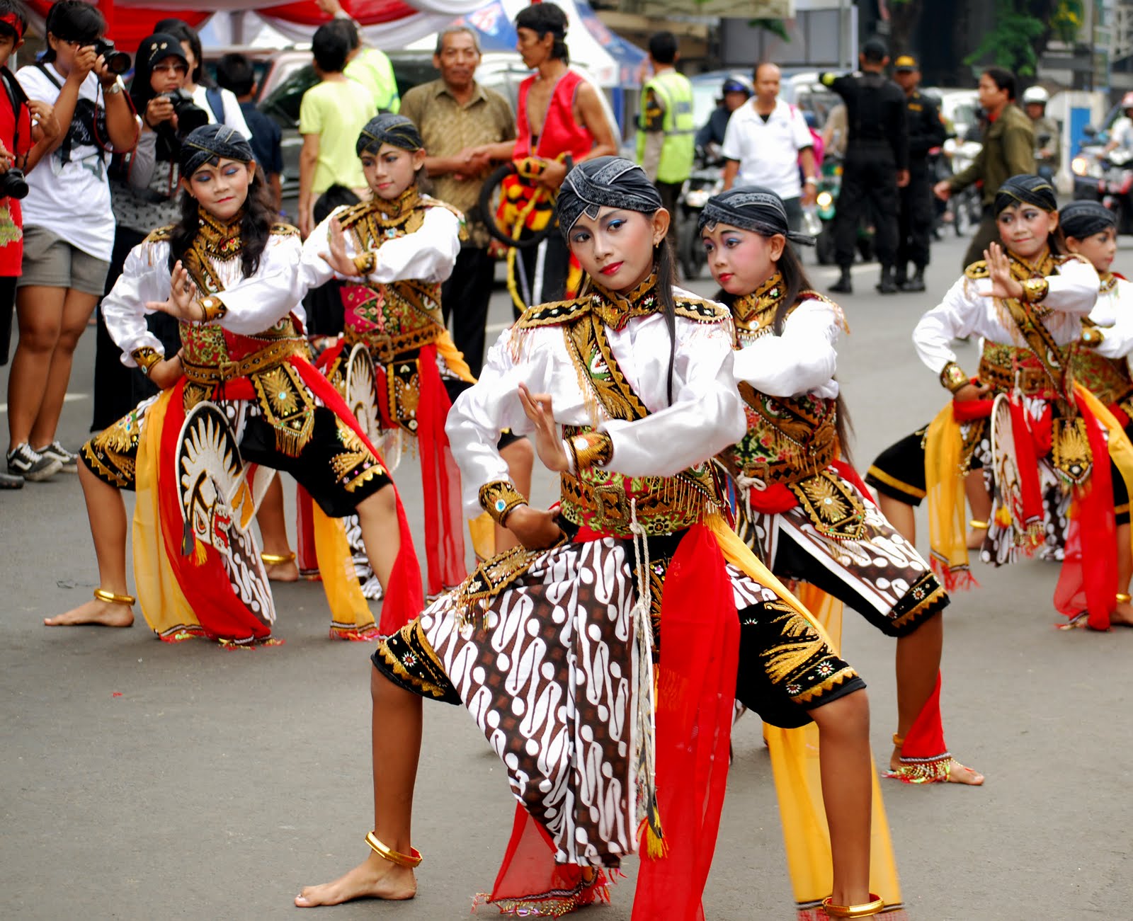 tari jaranan