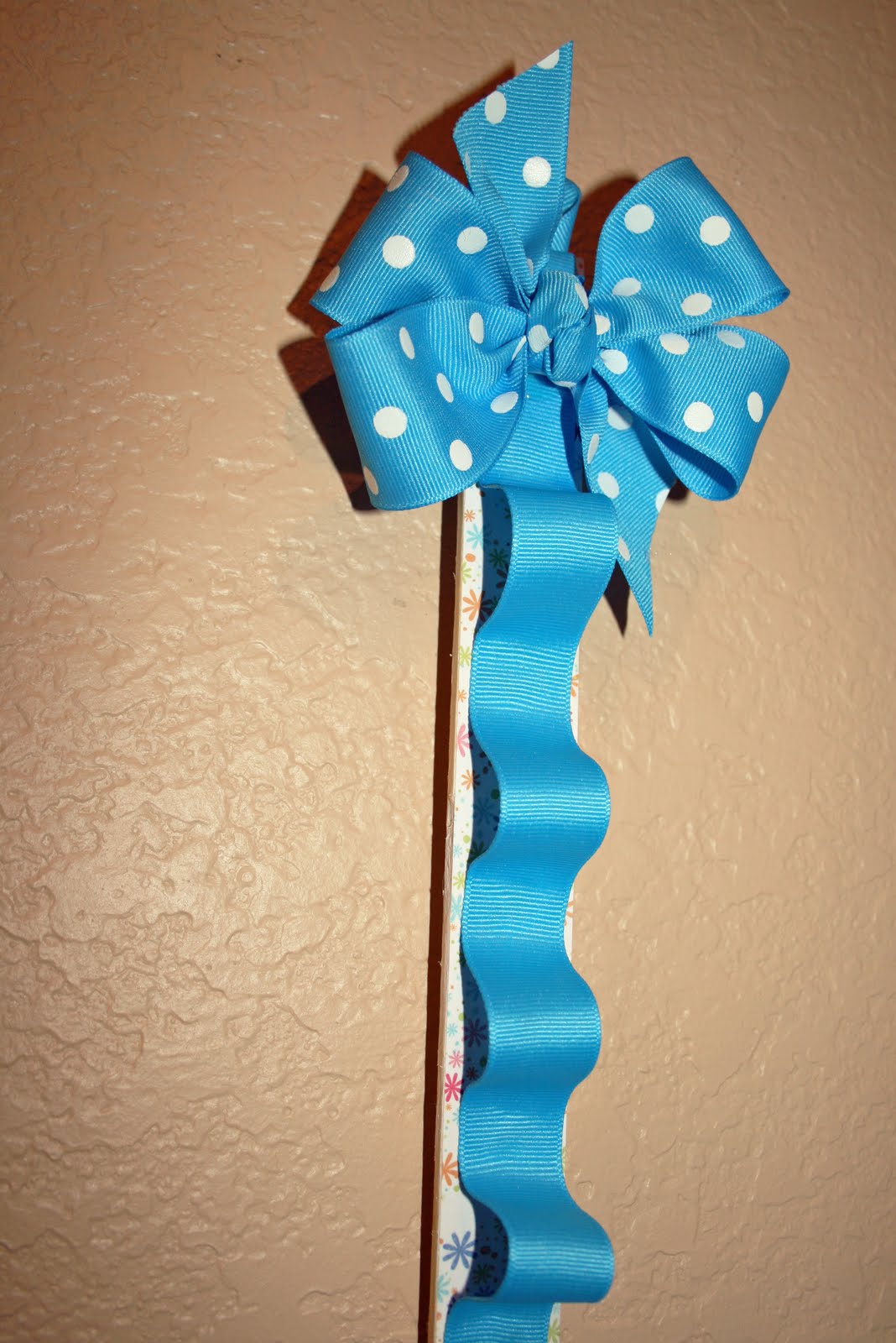 Really Reasonable Ribbon Blog Bow Holder