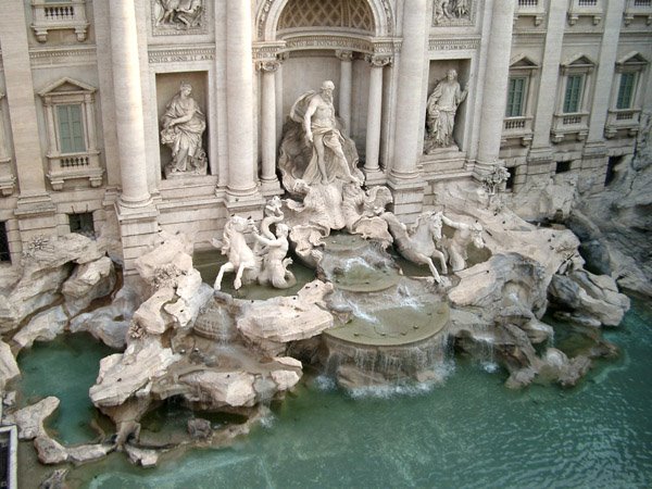 [Trevi-Fountain--Rome--Italy_web.jpg]