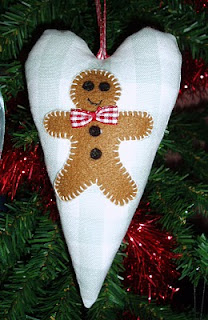 Gingerbread%2Bheart.JPG