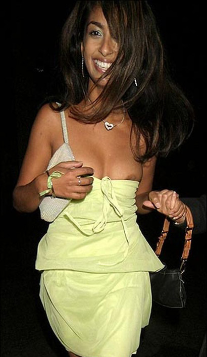 Hot Konnie Huq