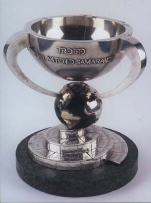[TrofeuSamaranch.jpg]