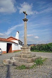 Cruzseiro Paroquial no Lugar de Quiraz