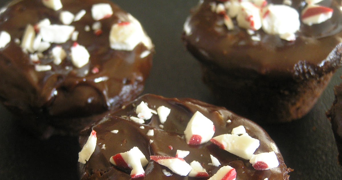 Sweet Luvin' In The Kitchen Hershey's Candy Cane Kiss Brownie Bites