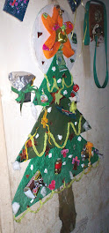 ARBOL DE NAVIDAD RECICLADO