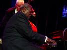 JAZZ Oscar Peterson Video