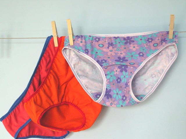 GIVEAWAY ... Knickers Kit