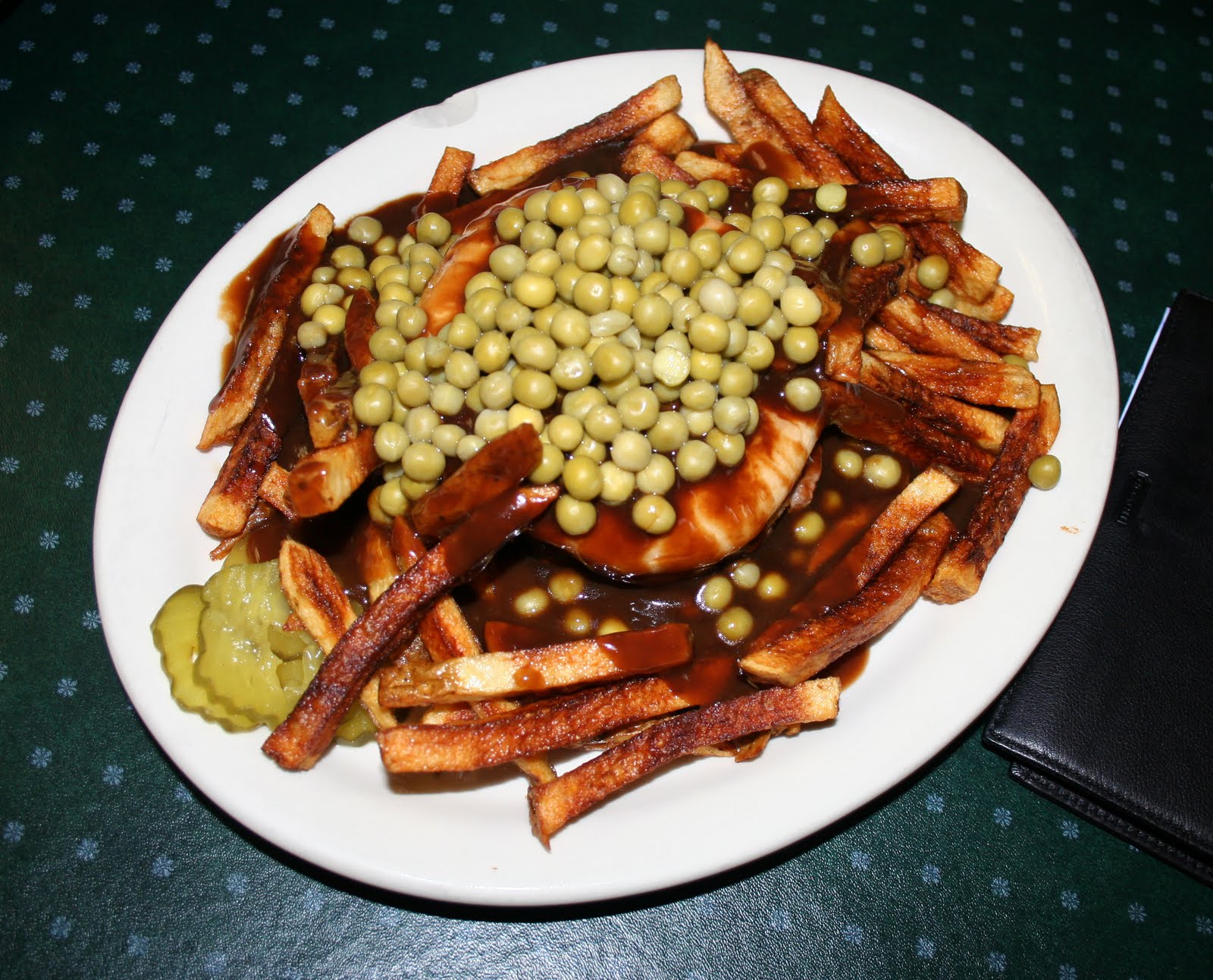 This & That I will have the Hot Hamburger Plate PLEEEZE!