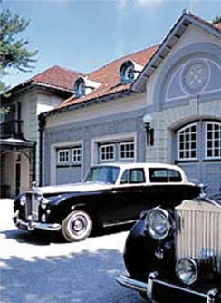 [adupont_chauffeurs_garage.jpg]