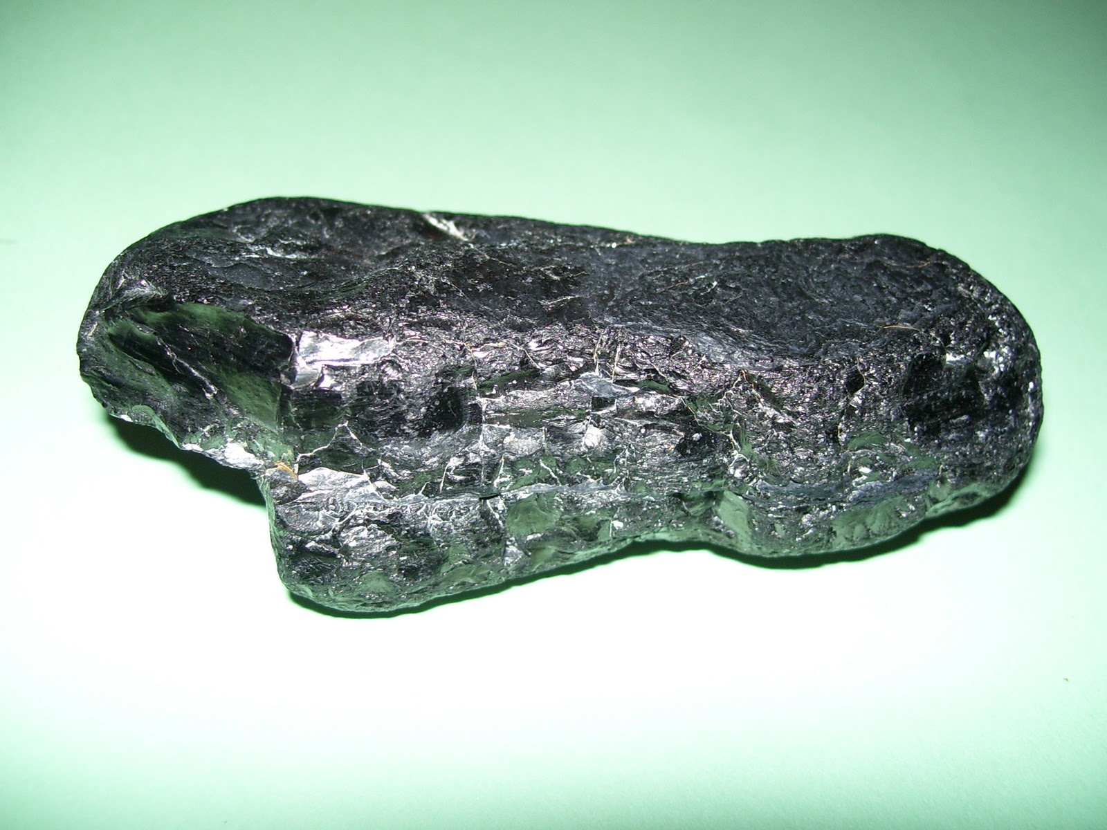 My World Rocks! Coal Mineral Collectors Actually Want it in Our