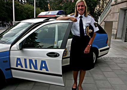 jag vill dejta en polis