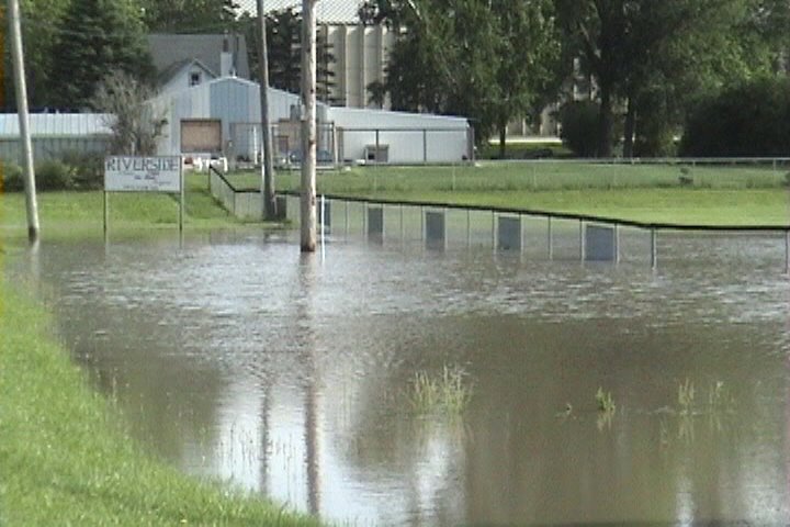 [Riverside+entrance.jpg]