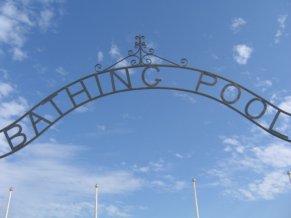 [bathingpool.jpg]