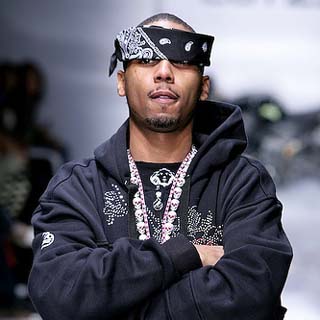 Music Juzz Juelz Santana Ft Chris Brown Back To The Crib