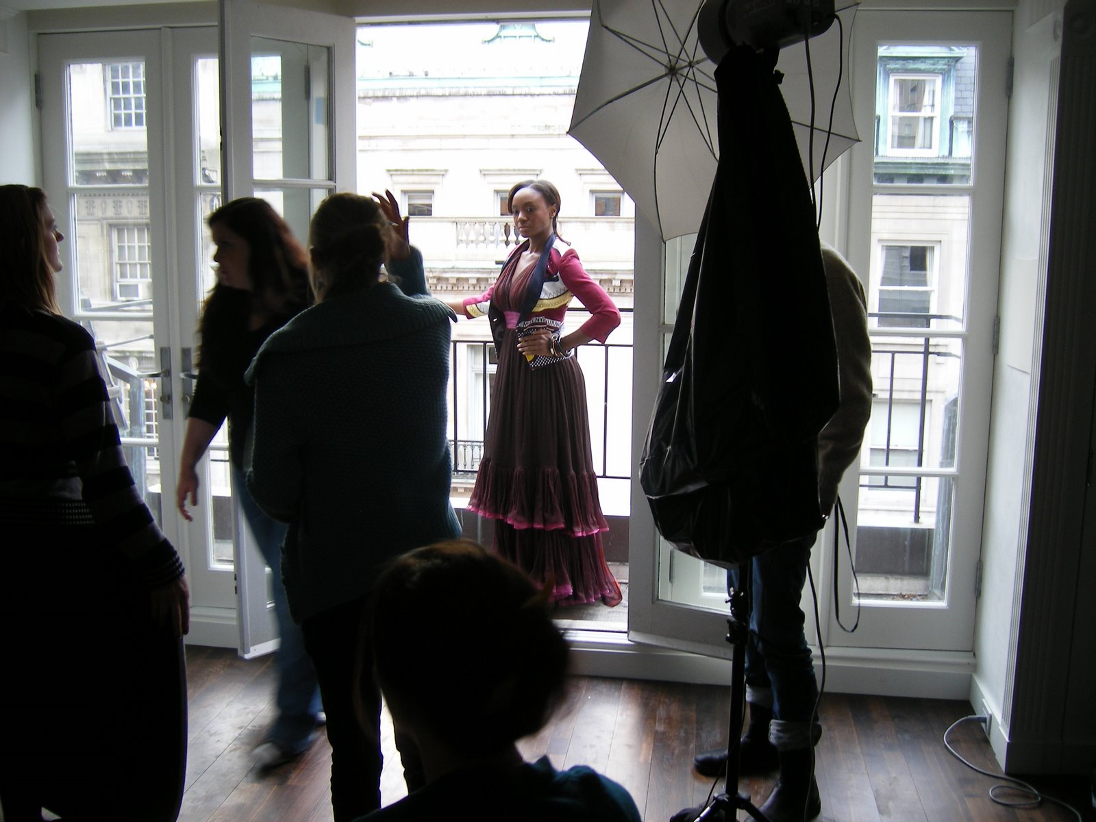 [2008_0102myvogueshootredgown0090.JPG]