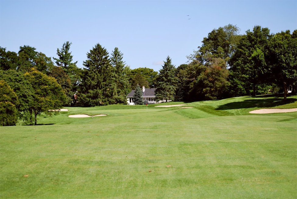 Now On The Tee Westmount Golf Country Club