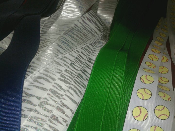 BowzArt Girls YELLOW softball ribbons!!