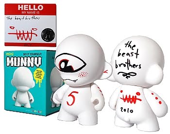 [munny_vampire5.jpg]