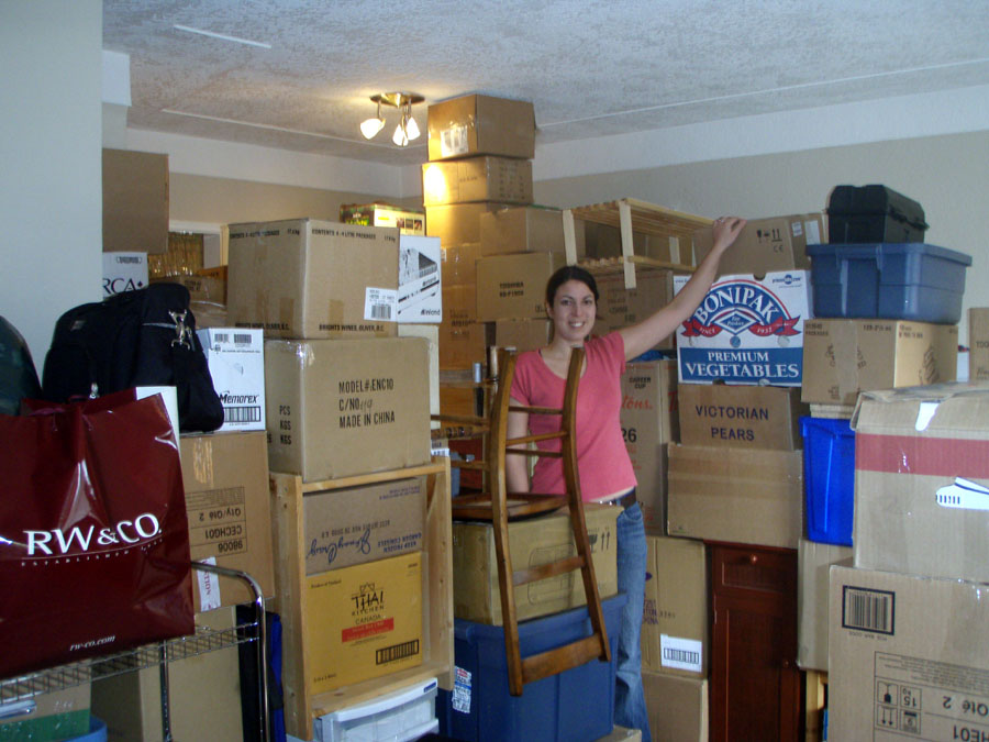 [002+chands+moving.jpg]