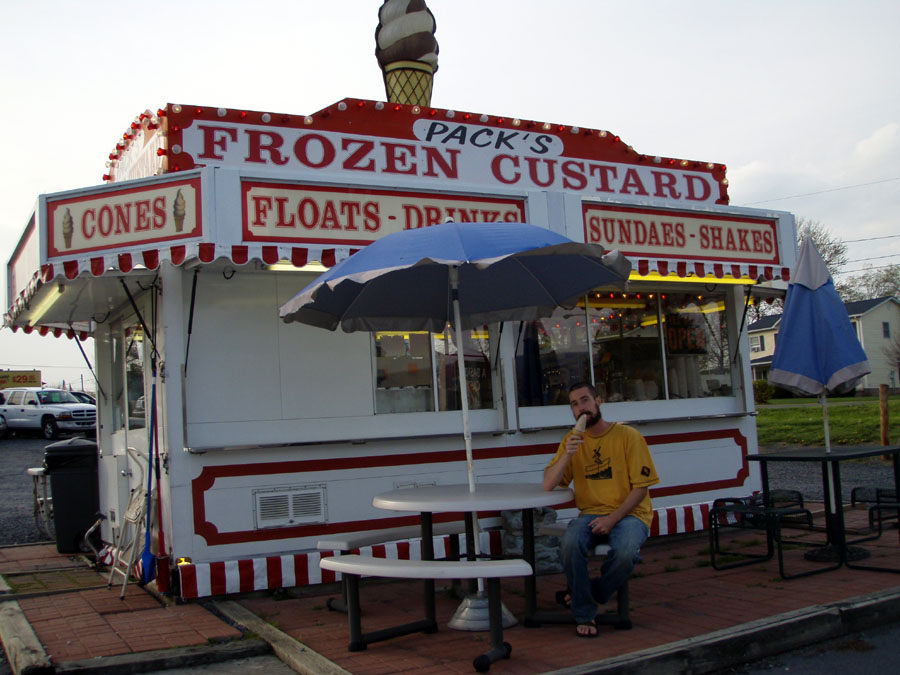 [frozen+custard.jpg]