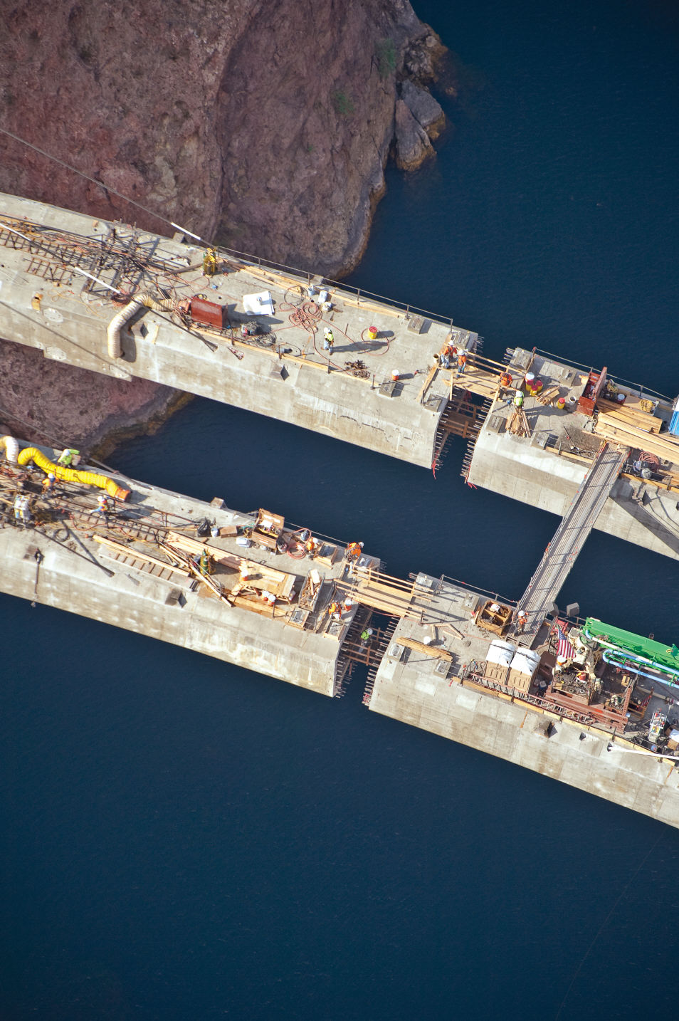 [hoover+dam+1.jpg]