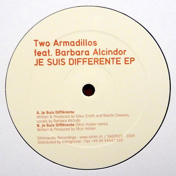 [Two+Armadillos+Je+suis+diffÃ©rente.jpg]