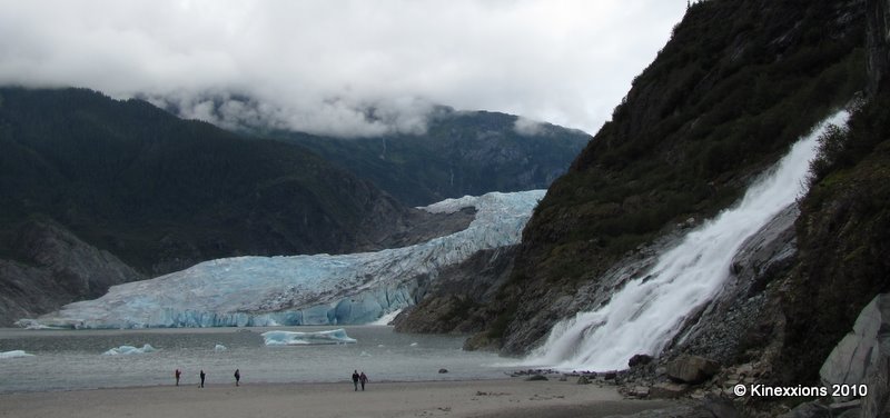 Clear Alaska Glacial Premium Drinking Water Clear Alaska Glacial Premium Drinking Water