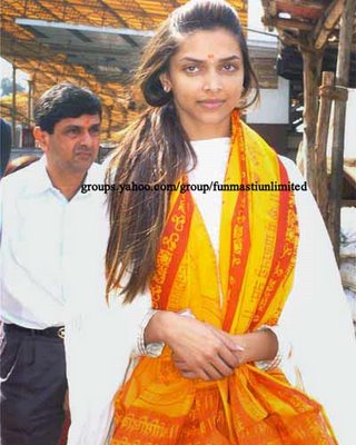Bollywood actress without makeup pics Bhagyashree Patwardhan Wallpapers 0