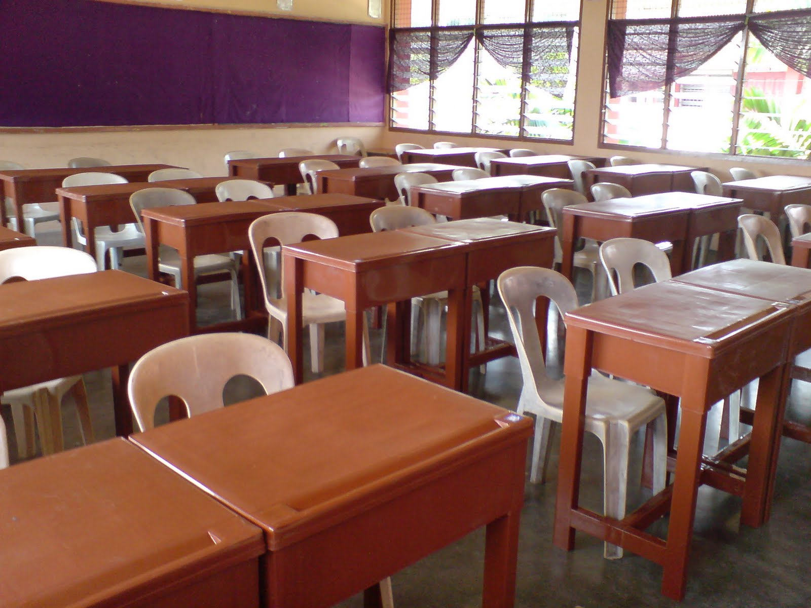 Kerusi Sekolah