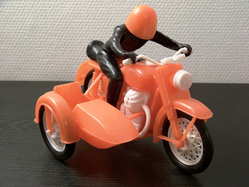 MOTORCYCLE 74 Plastic sidecar toy