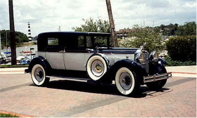 1930 Packard Club Sedan